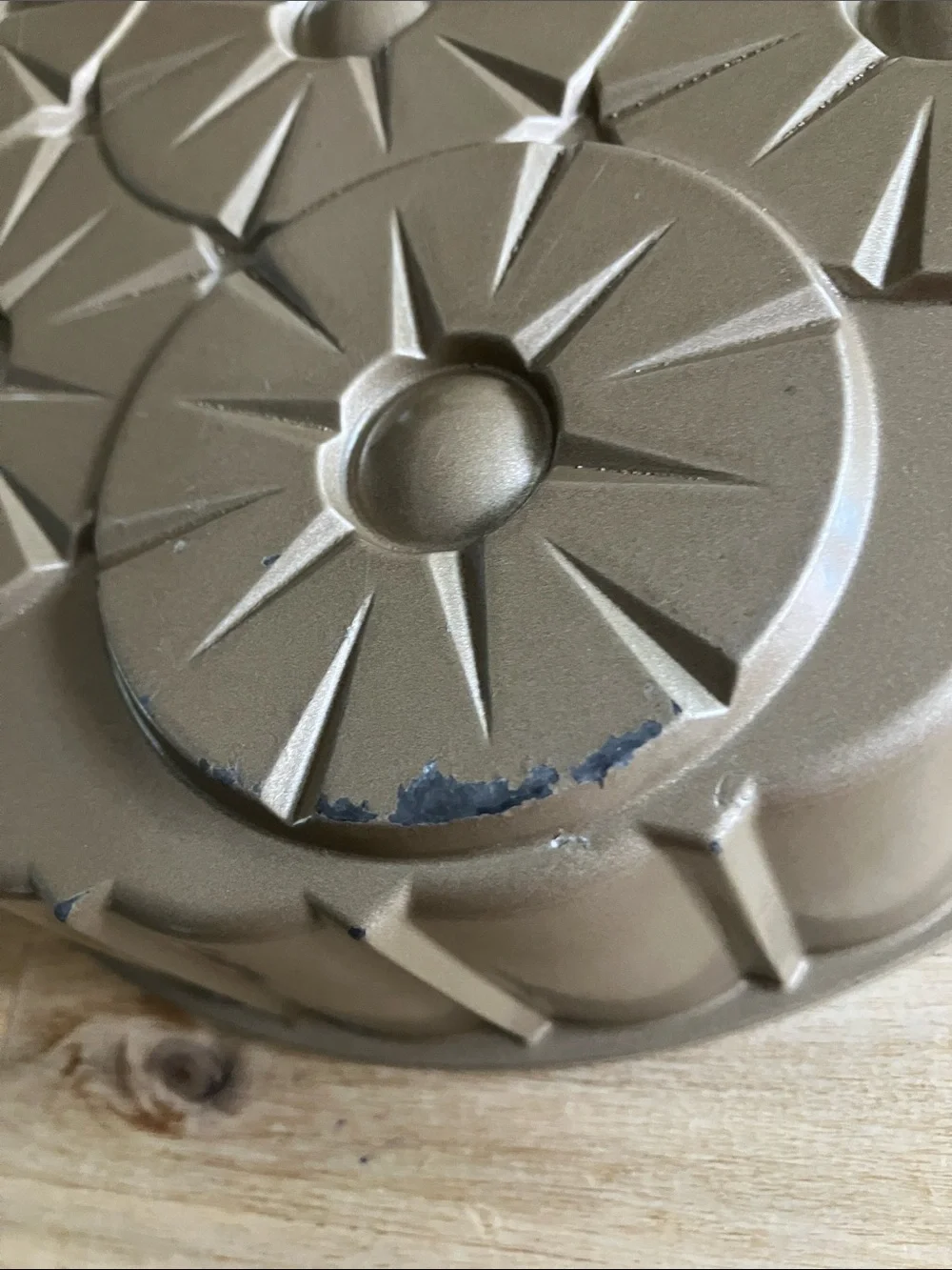 Nordic Ware - Pineapple Upside Down Cake Pan - 9 Cups